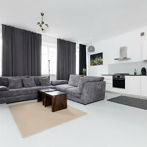 https://city-centre-apartment.warsawhotelspoland.com