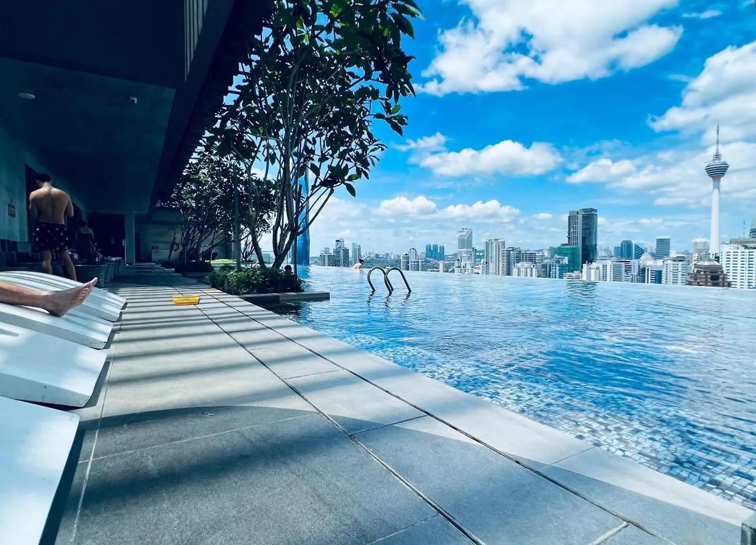 Luxury Suites At Axon Residence Kuala Lumpur